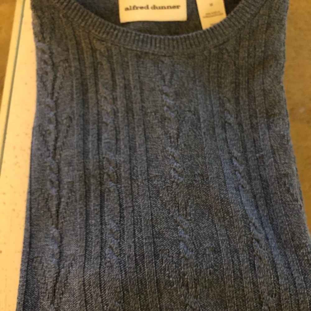 Alfred Dunner, shirt sleeve womens sweater, tee style, 100% acrylic